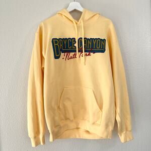 Vacationland Mens Yellow Bryce Canyon Hoodie National Park Sweater Size Medium